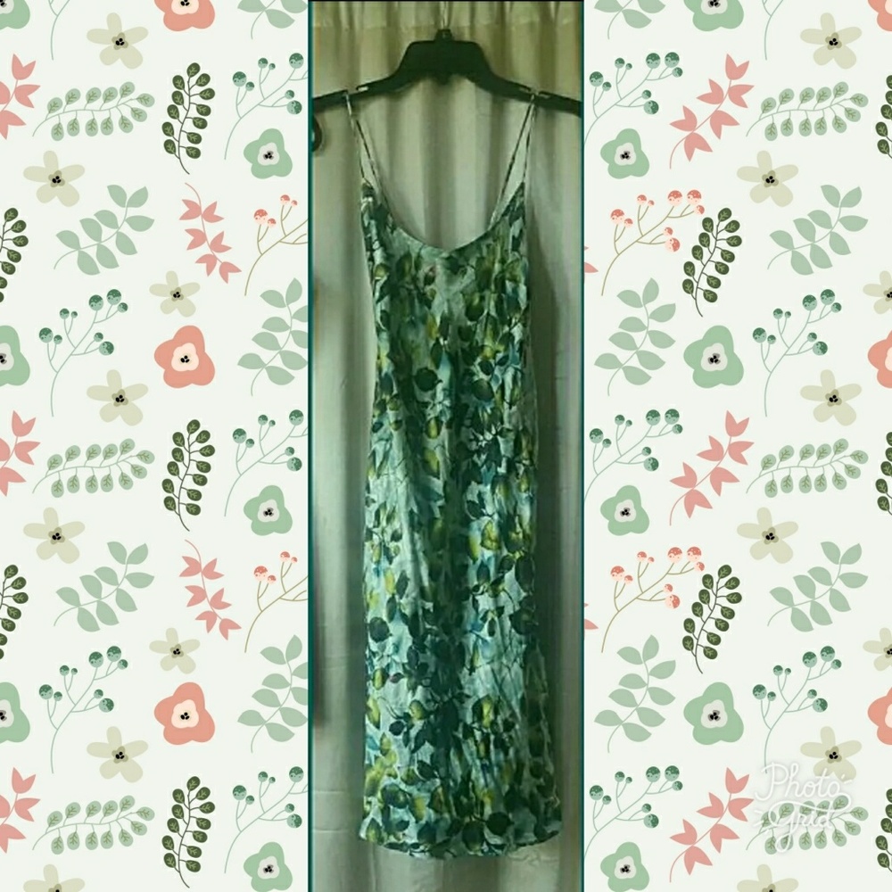 📛 ON SALE!!! 📛 Victoria Secret Dress