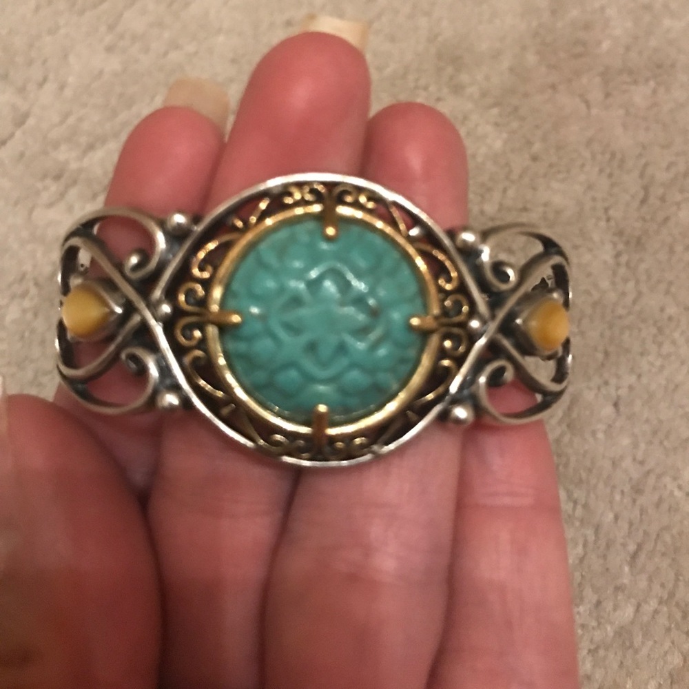 Gorgeous Silpada/Brighton like bracelet.