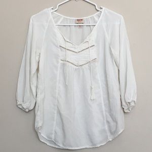 Quarter length sleeves-shirt