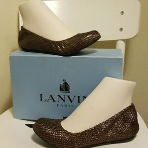 Metallic bronze leather laser cut ballet flat