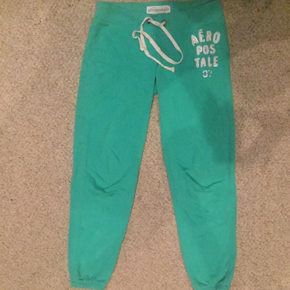 Aeropostale Green Sweatpants - Picture 2 of 5