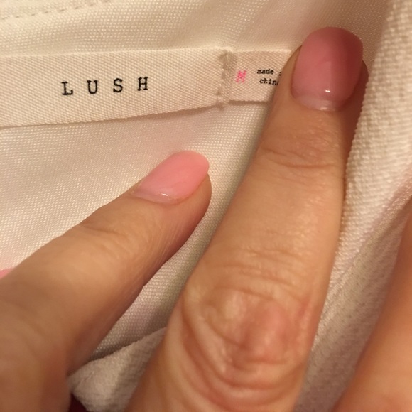 Lush off white romper medium NWT - Picture 6 of 6