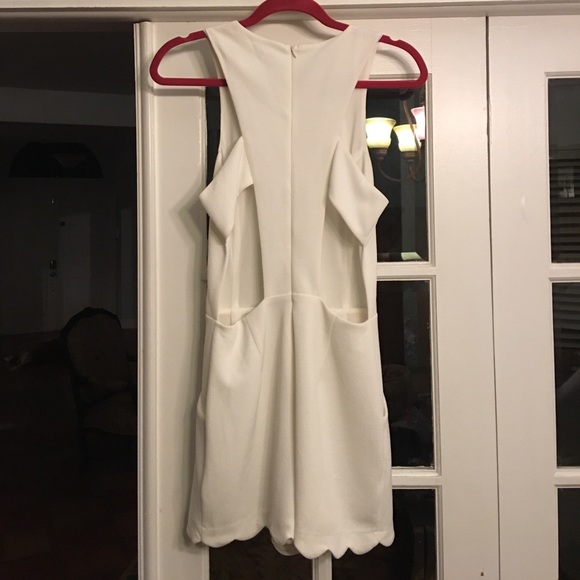 Lush off white romper medium NWT - Picture 2 of 6