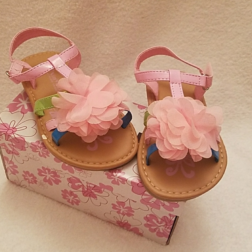 New in box baby girls sandals