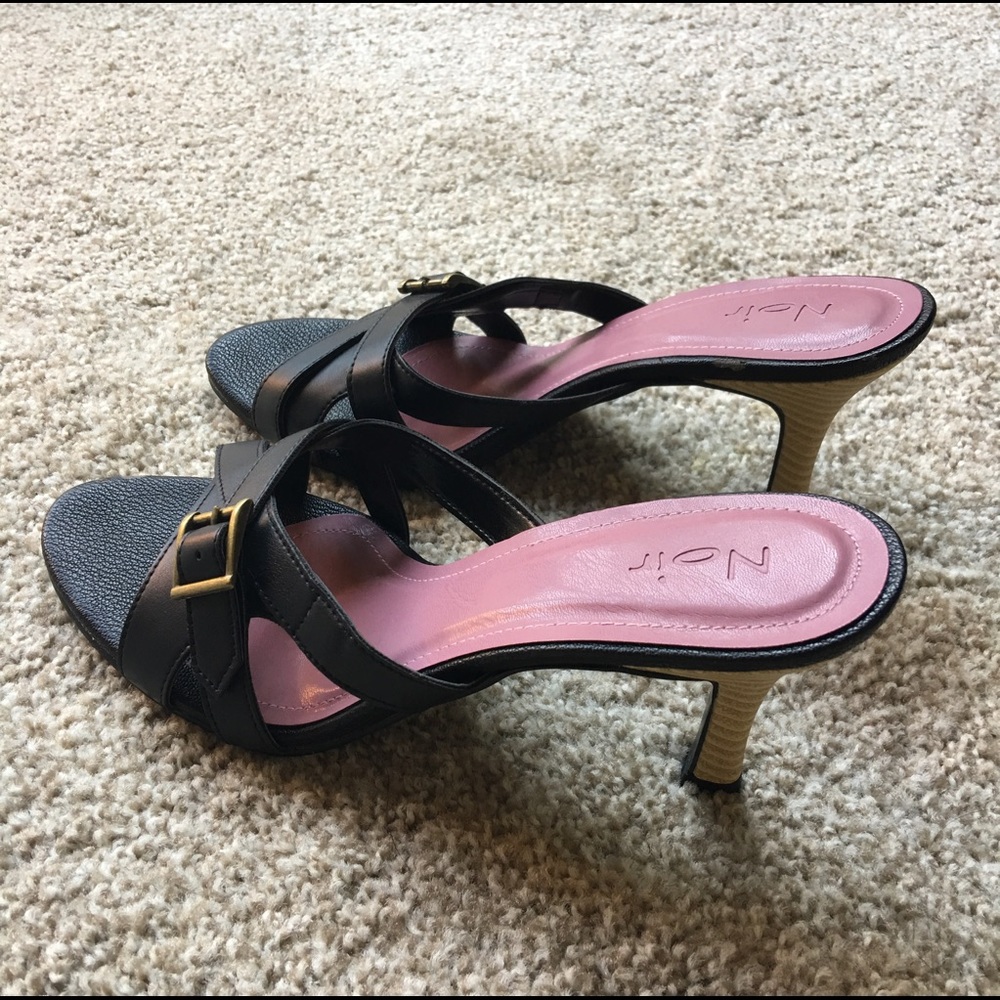 Black heeled slip on sandals