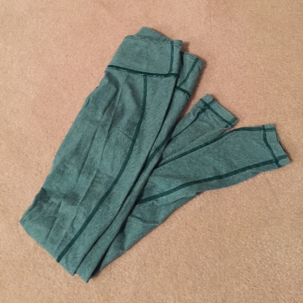 Lululemon Legging.