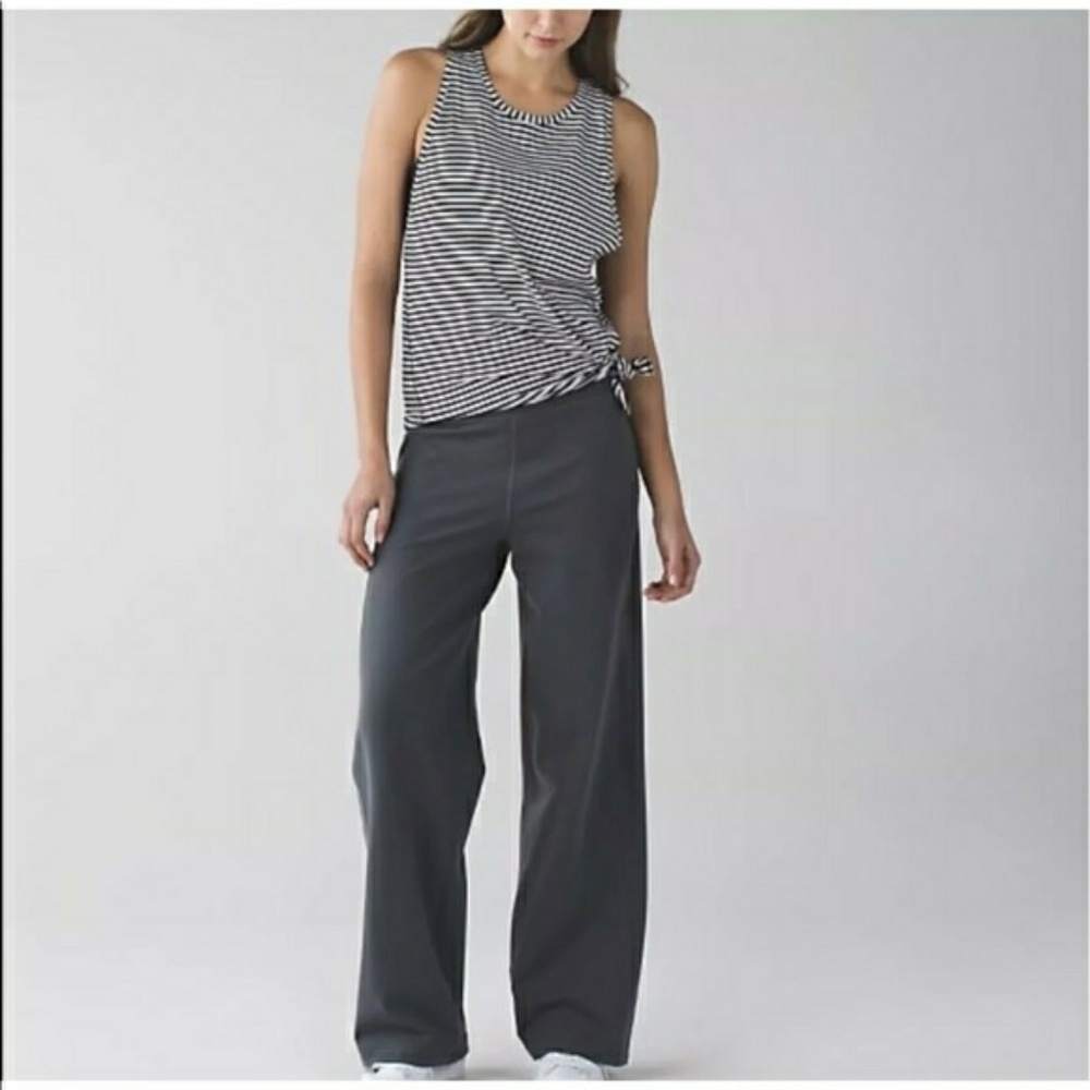 Lululemon Sit in Stillness Pant size 4
