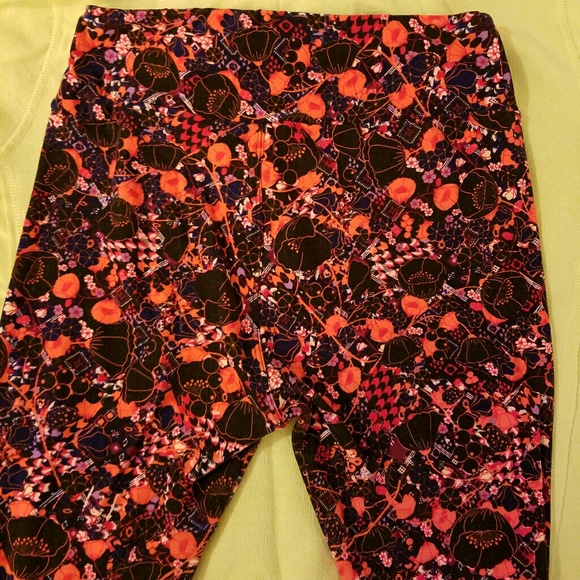 🌺HP🌺Lularoe OS leggings NWOT - Picture 2 of 3