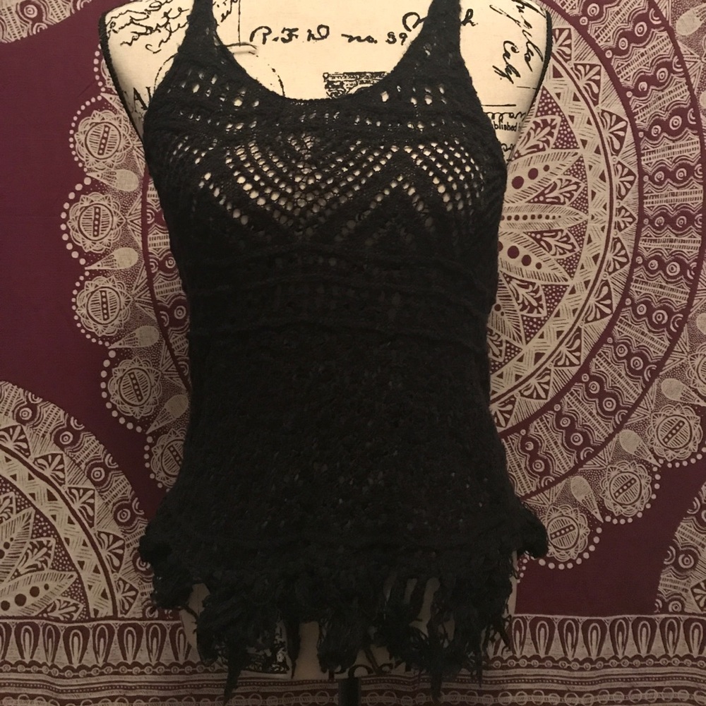 Black crotchet top