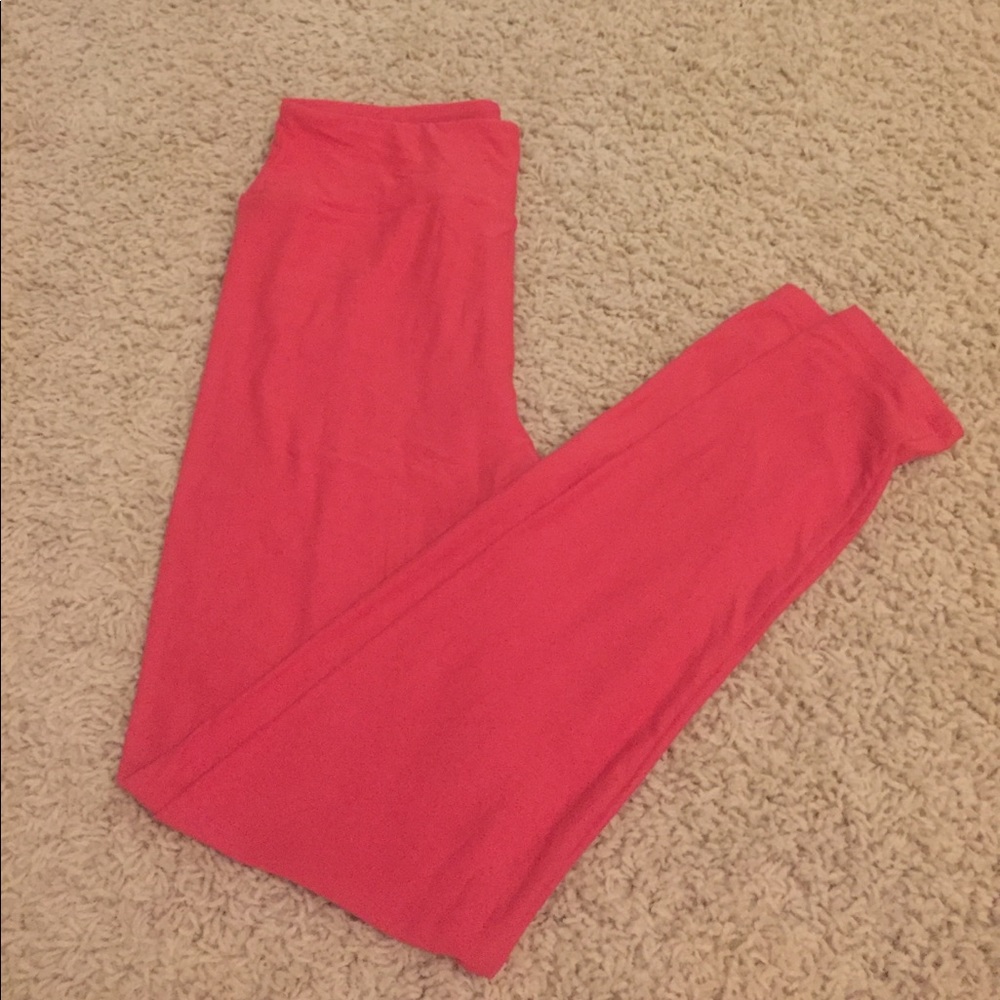 LuLaRoe OS coral/salmon leggings