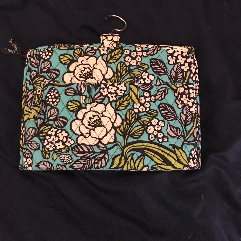 VERA BRADLEY jewelry organizer