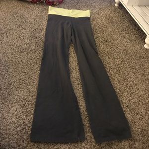 Women's yoga pants