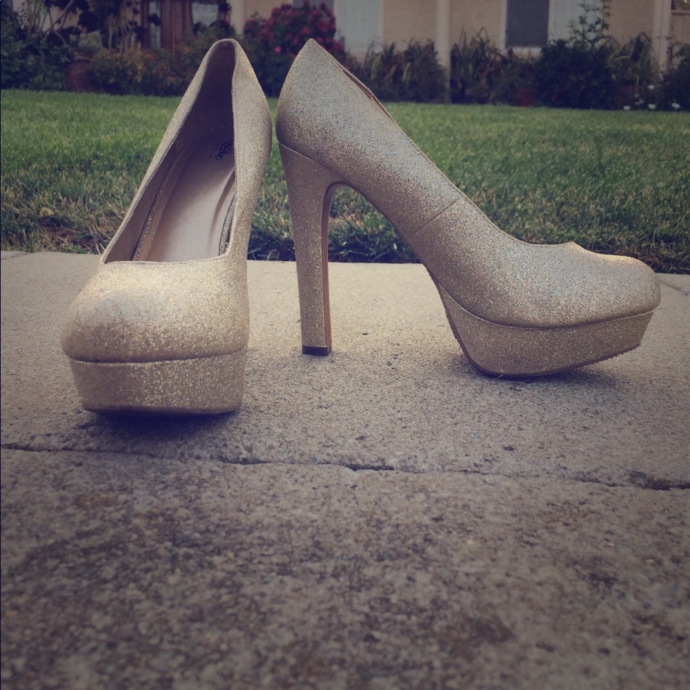 Gold, sparkly heels