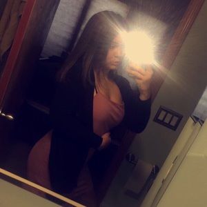 Meet your Posher, Alexis