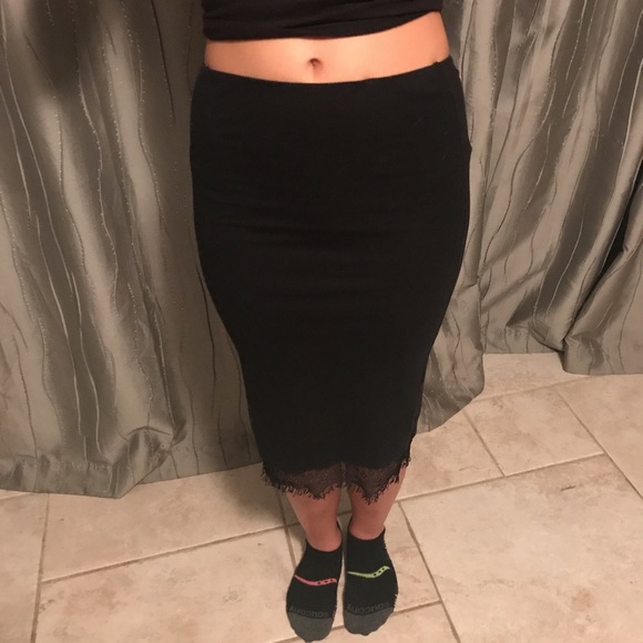 black volcom pencil skirt - Picture 2 of 5