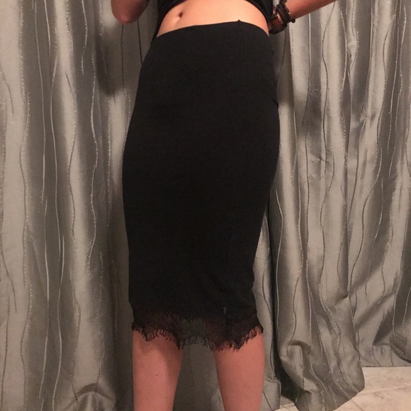 black volcom pencil skirt - Picture 3 of 5
