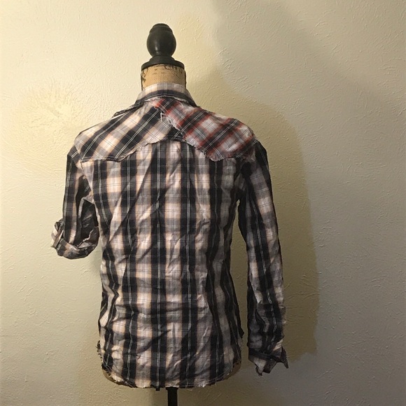 Great Plaid Romeo and Juliet Button Down Shirt - Picture 3 of 6