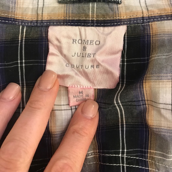 Great Plaid Romeo and Juliet Button Down Shirt - Picture 4 of 6