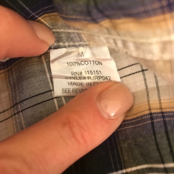 Great Plaid Romeo and Juliet Button Down Shirt - Picture 5 of 6