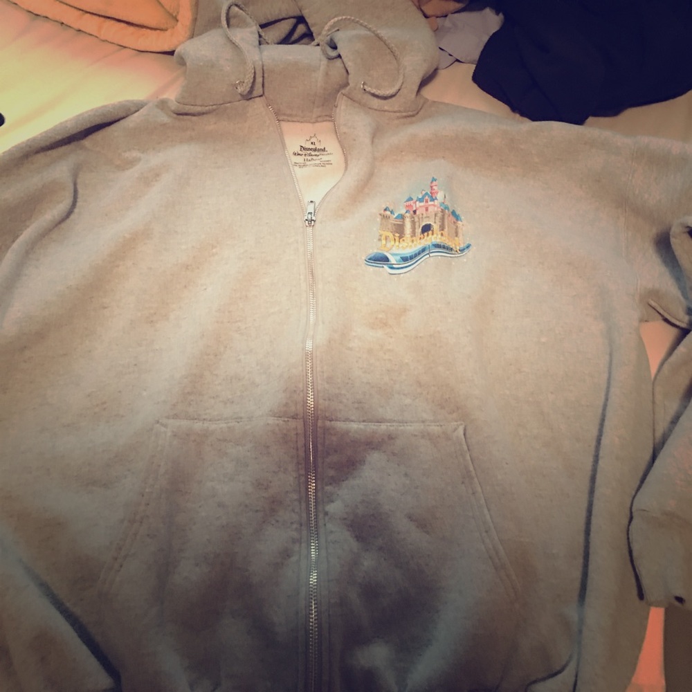 Disneyland hoodie authentic XL
