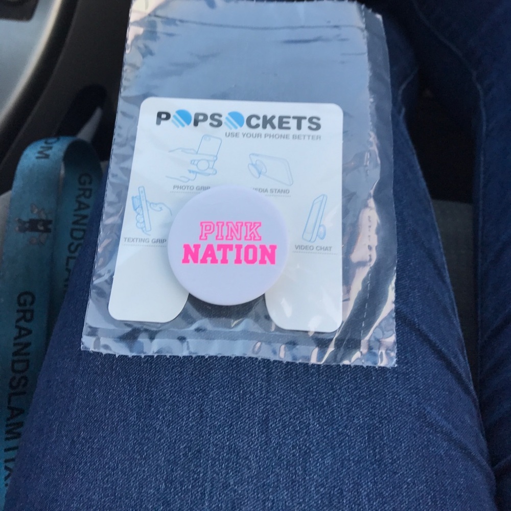 ❗️sold Ebay ❗️VS Pink Nation PopSocket pop socket