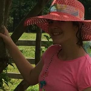 Meet your Posher, Hannah