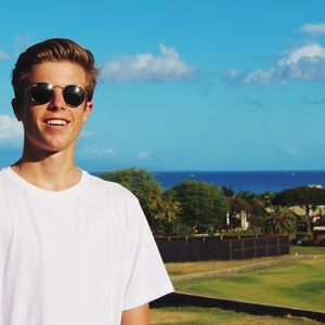 Meet your Posher, Dillon