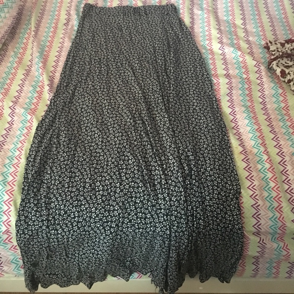 Brandy Melville skirt