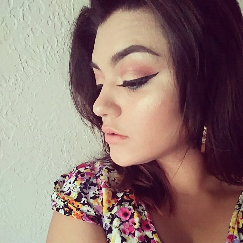 Meet your Posher, Donisha