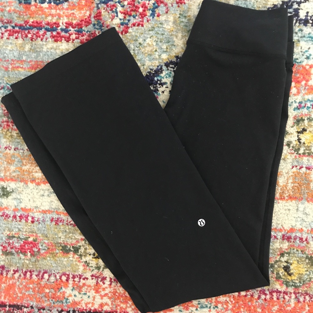 Lululemon yoga pants