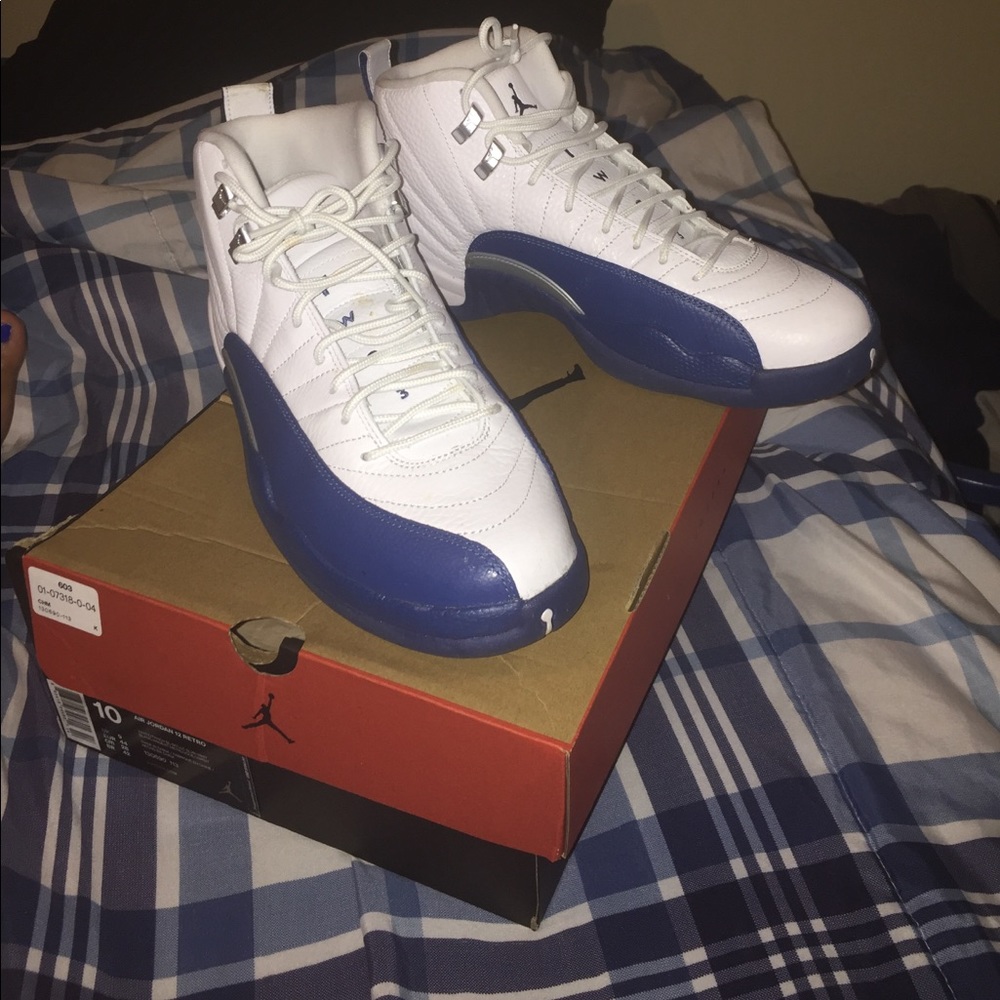Jordan 12's
