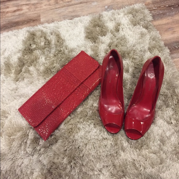 Enzo Angiolini Red peep toe pumps - Size 8 - Picture 1 of 2