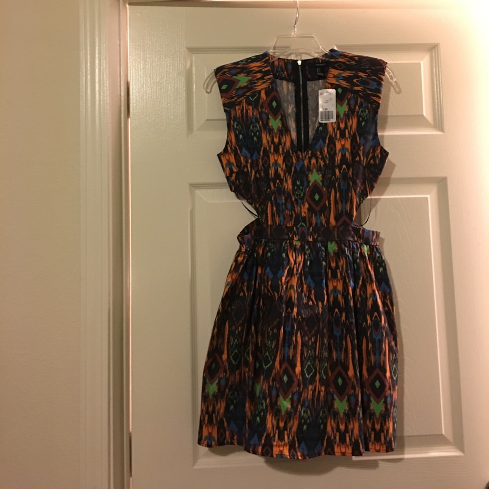 Cutout tribal print dress