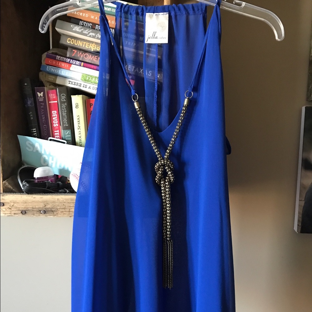 Blue blouse with necklace attachment