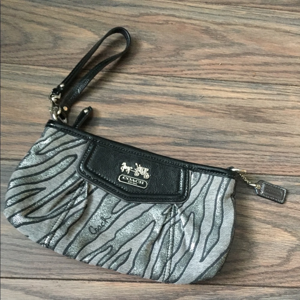 💋SALE💋 Coach Wristlet