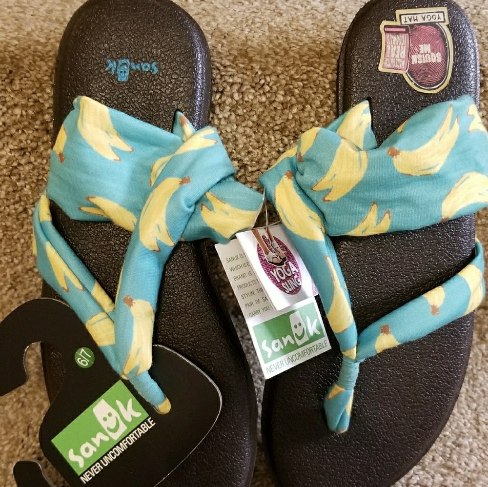 Sanuk flip flops
