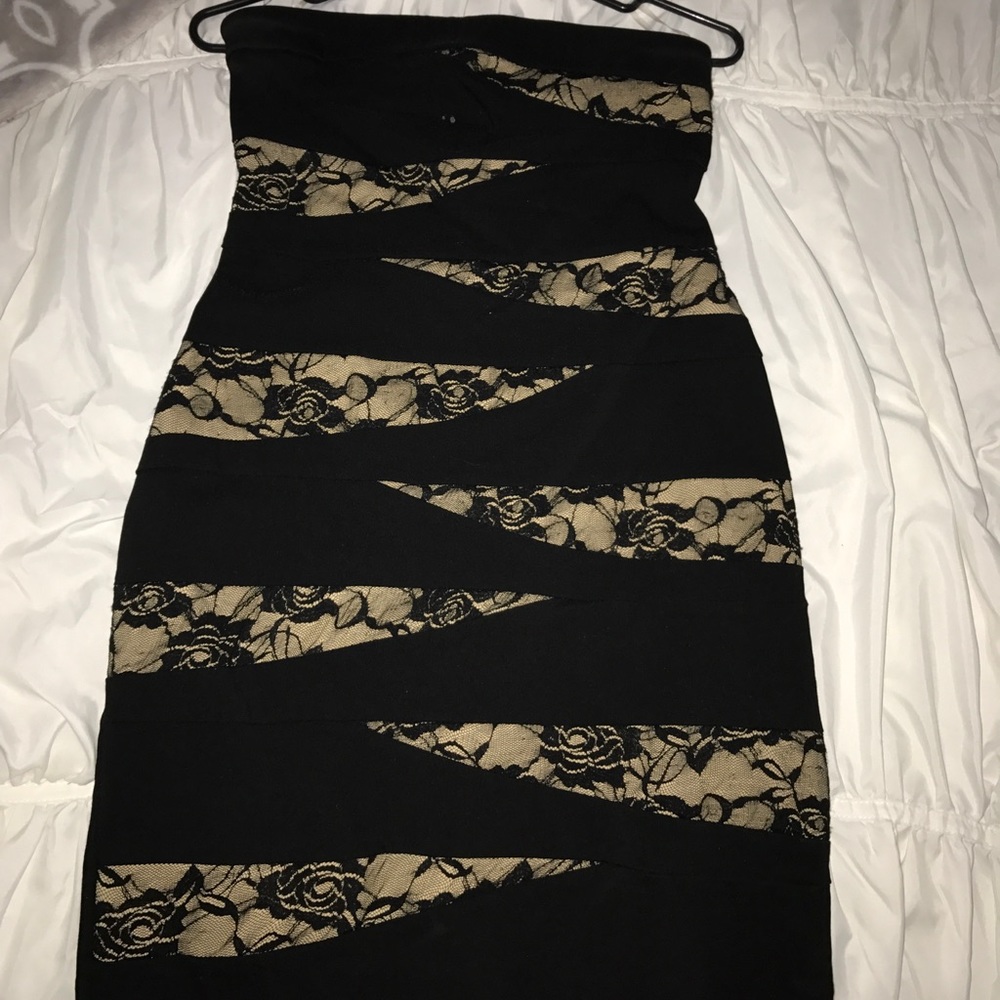 strapless nude and black dress