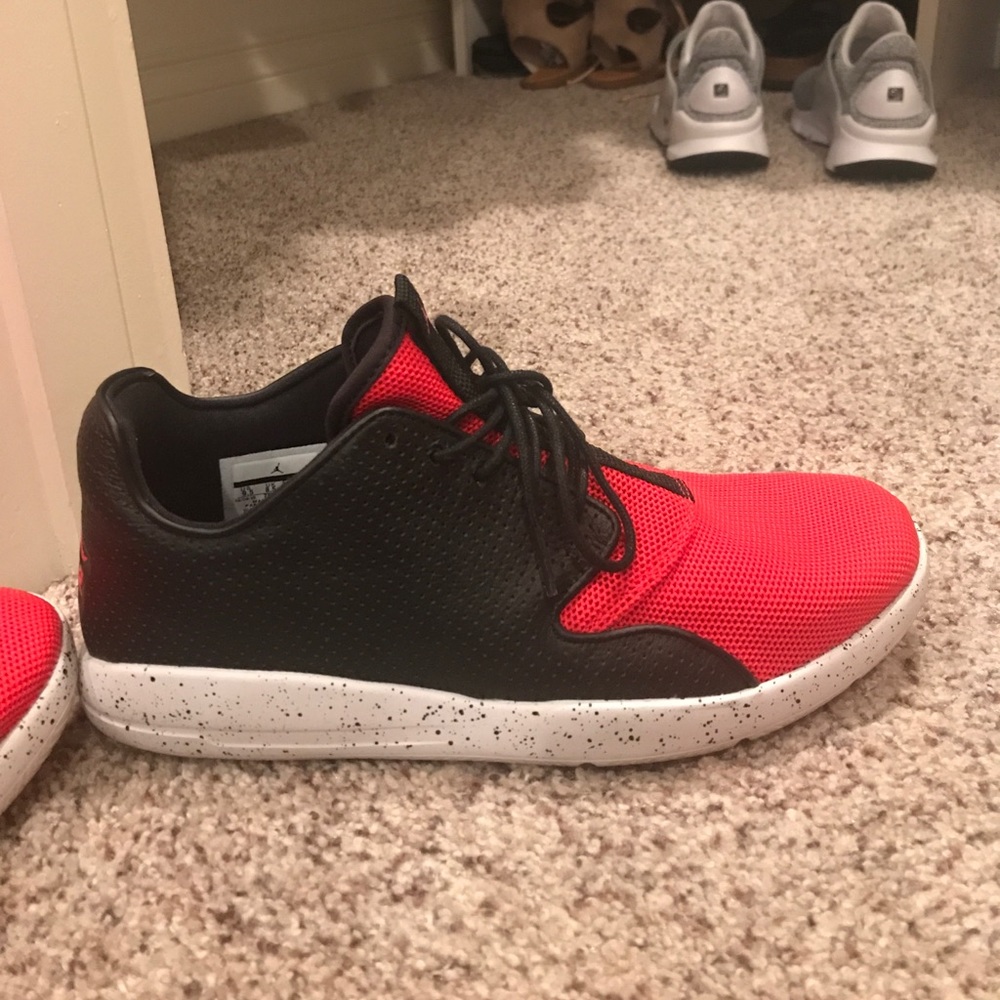 Jordan Eclipse