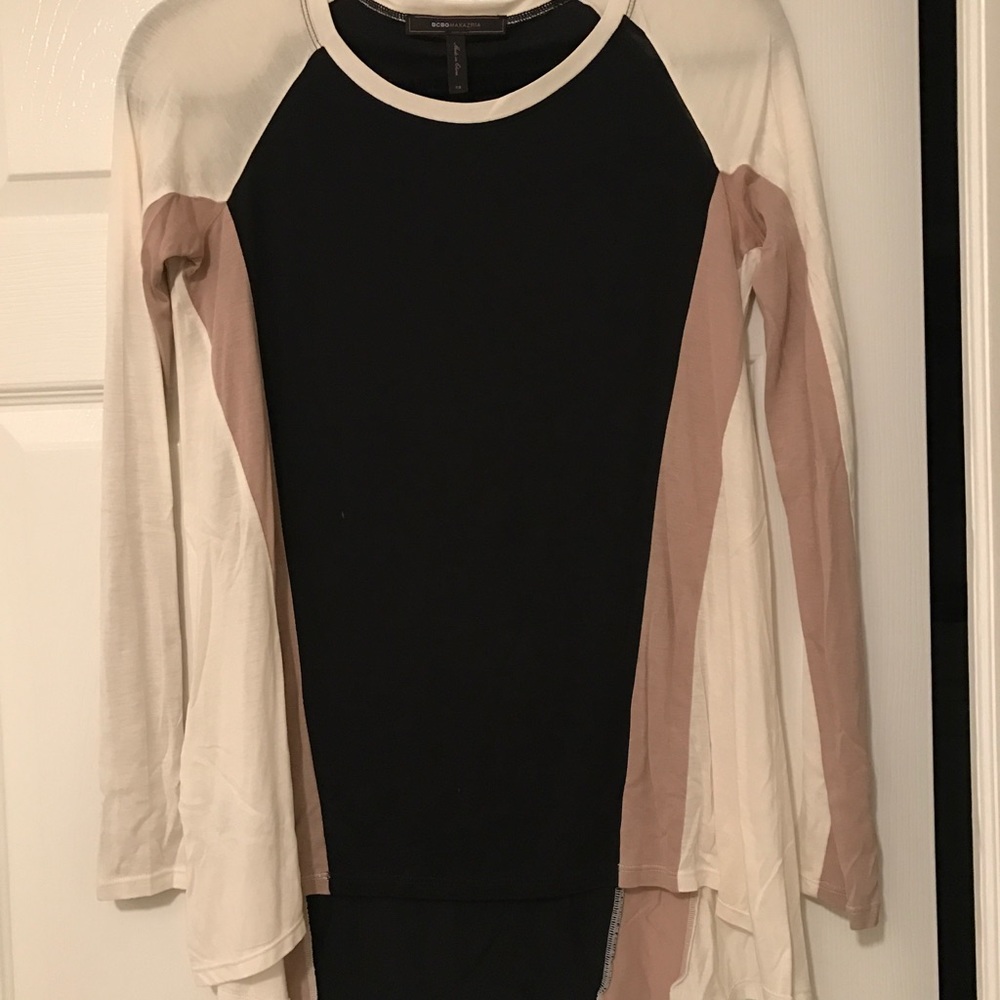 BCBG long sleeve top