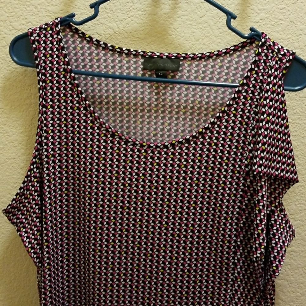 Worthington sleeveless blouse