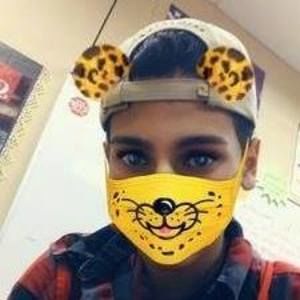 Meet your Posher, Emmanuel