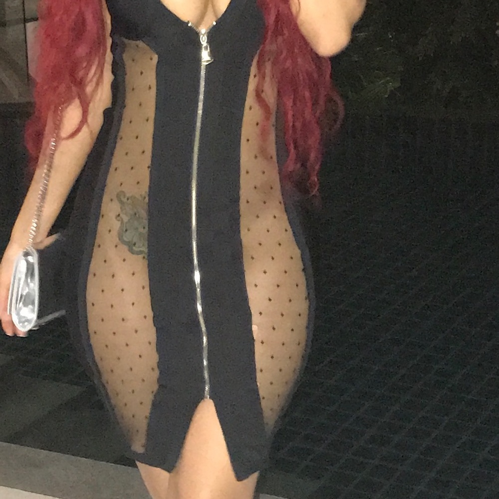 Dress - Picture 4 of 4