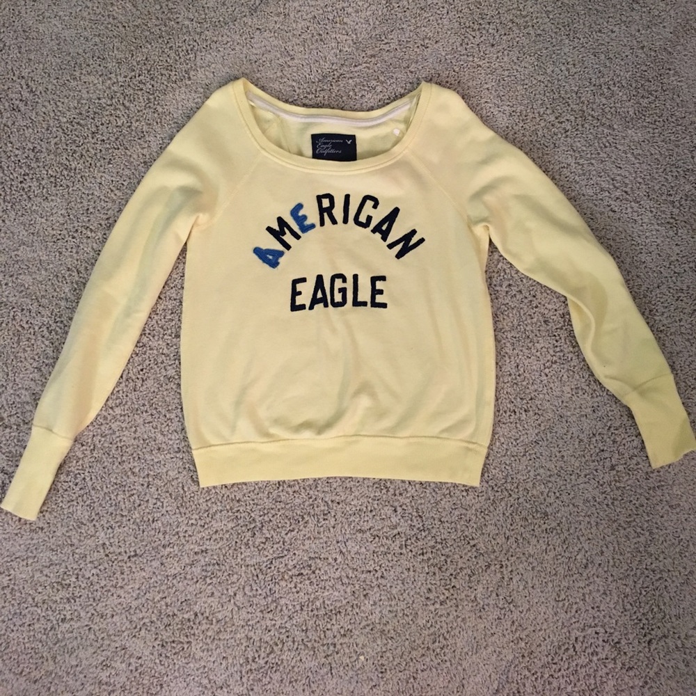 American Eagle crew neck