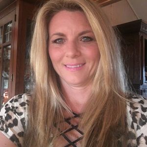 Meet your Posher, Michele