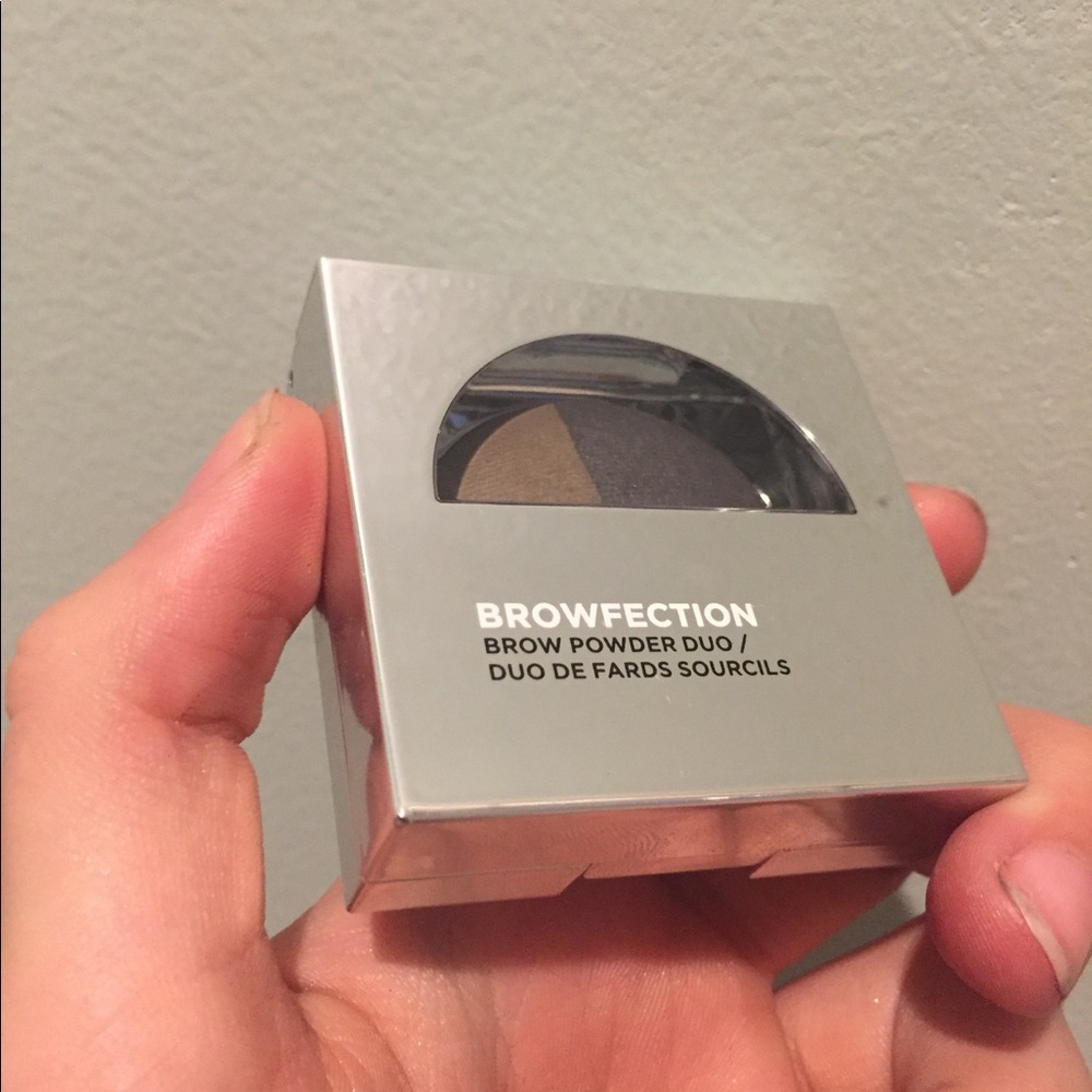 Brow Powder w/ Brow Comb and Brow Brushes