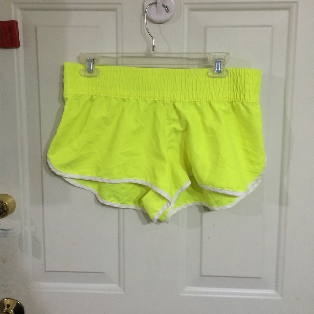 Shorts - Picture 2 of 3