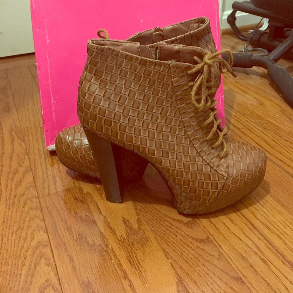 Tan Textured Platform Bootie Heels
