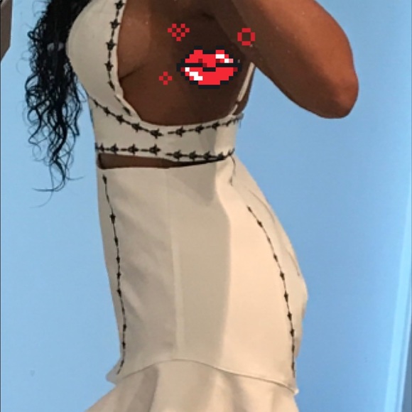 White romper - Picture 2 of 2