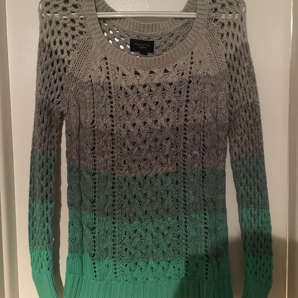 American eagle sweater