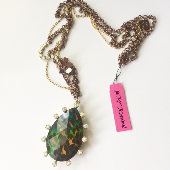 NWT Betsey Johnson large emerald leopard necklace - Picture 2 of 5